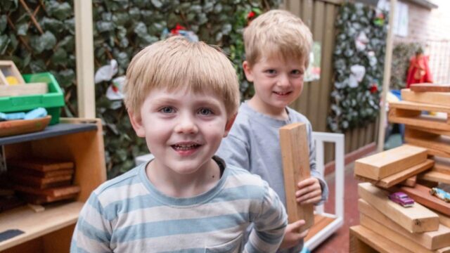 25-EARL-622-people-Uniting_Preschool_Turramurra_TurraTots_children_blocks